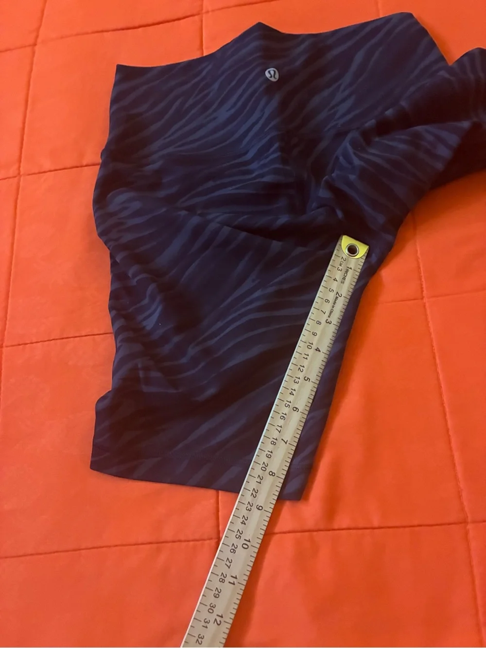 Lululemon Shorts Womens 6 Multicolor Gym Athletic Activewear Running Sportswear